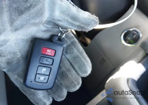 2018 Toyota Highlander Limited Platinum z USA, uszkodzony, nr VIN 5TDDZRFH7JS853809